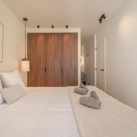 Elegant & Light-filled With Terrace * Knokke-Heist